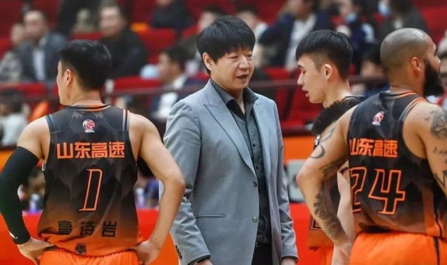 APP下载-计划有变，准备夺冠？山东签NBA前雷霆新秀，球迷：这是个狠人