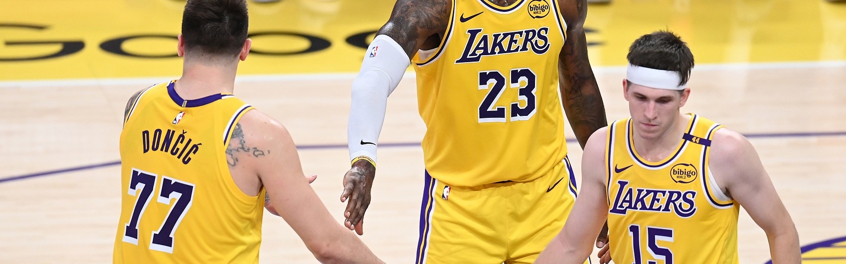 国王主帅谈东詹里合体：很难对付 但季后赛他们都会受到限制